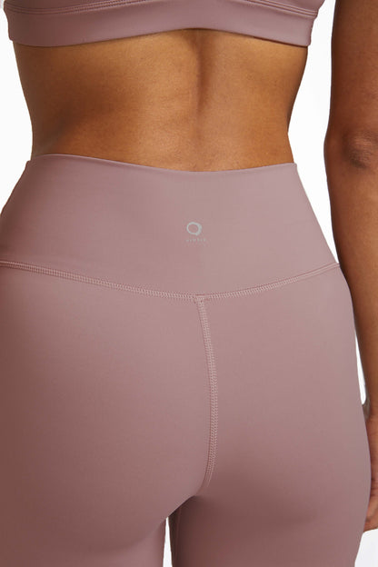 ALSPRT Core 7/8 Leggings with Side Pockets – Sculpt & Store - Elderberry