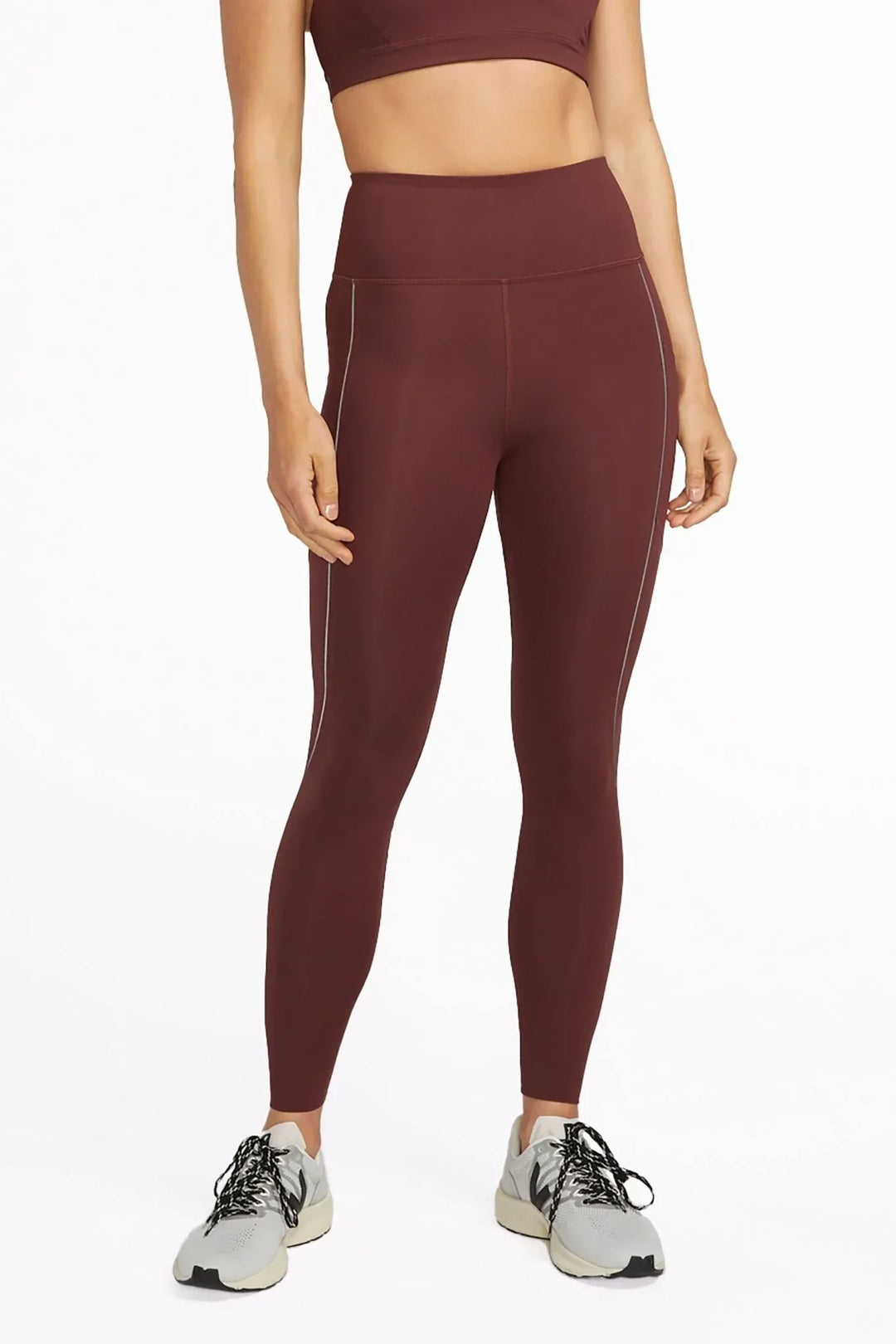 ALWW082103_PORT_220111_ALWRLD_eComm_2343_CROP - Evolve Fit Wear - ALWW082103_PORT_220111_ALWRLD_eComm_2343_CROP