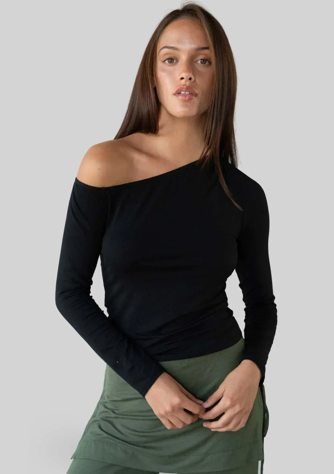 ARIABFront1 - Evolve Fit Wear - ARIABFront1