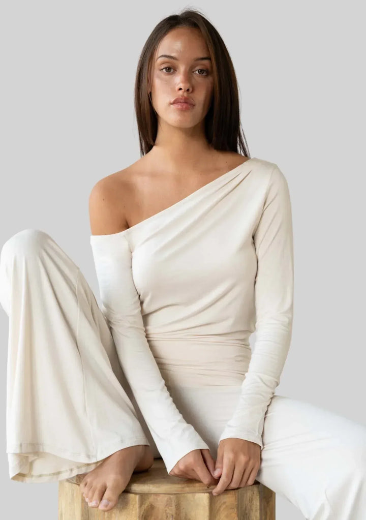ARIACRMLS - Evolve Fit Wear - ARIACRMLS