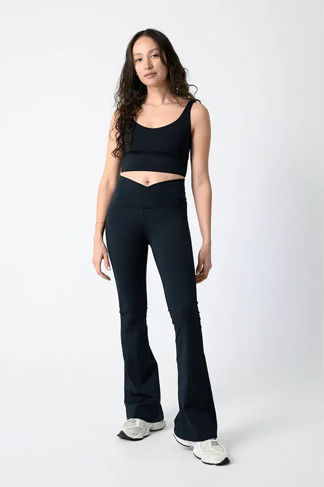 Anywhere_Flare_-_Jet_Black_full - Evolve Fit Wear - Anywhere_Flare_-_Jet_Black_full