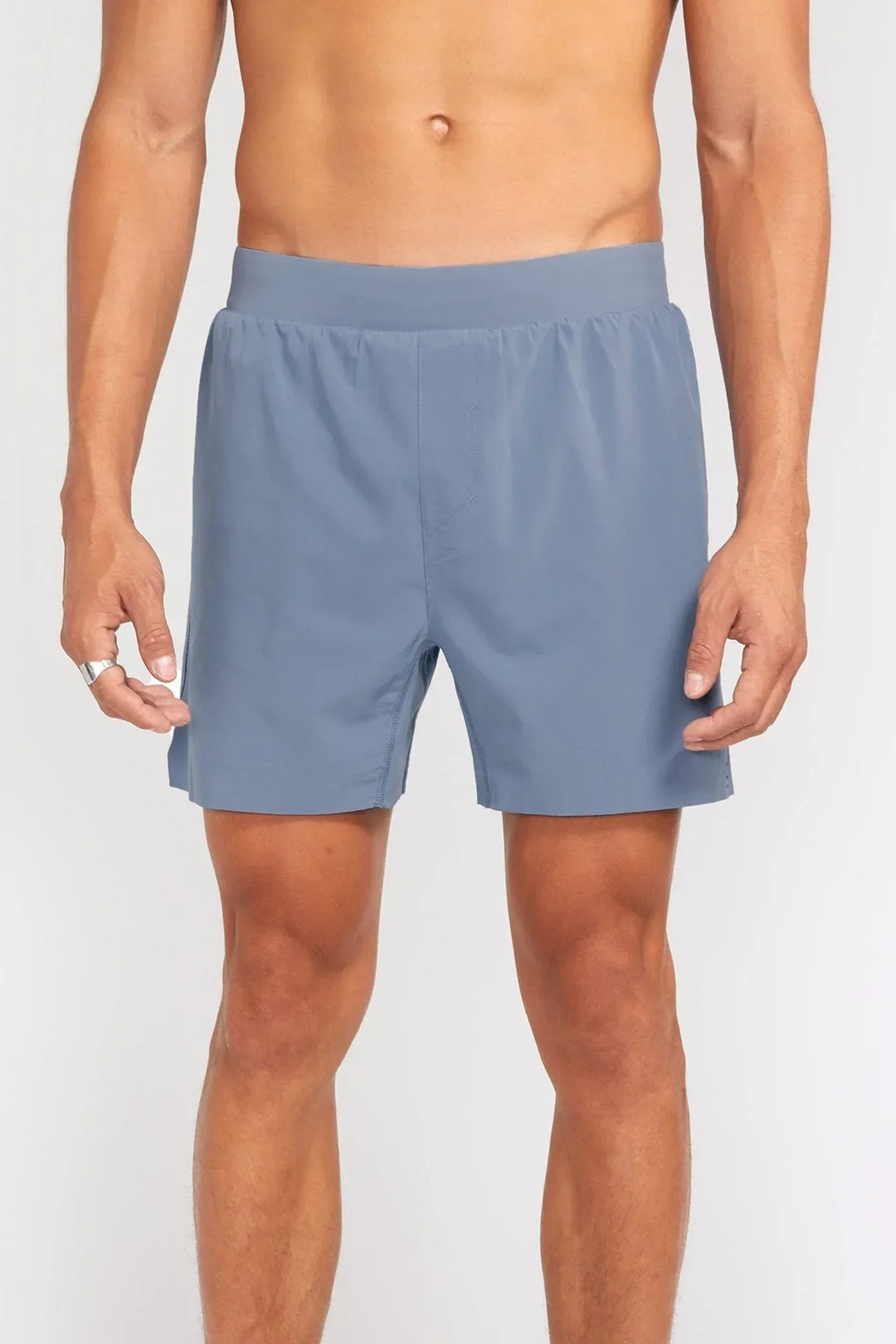 BLUE-STEEL210930_ALWRLD_eComm_ALWM082128_BLUESTEEL_0057_CROP - Evolve Fit Wear - BLUE-STEEL210930_ALWRLD_eComm_ALWM082128_BLUESTEEL_0057_CROP