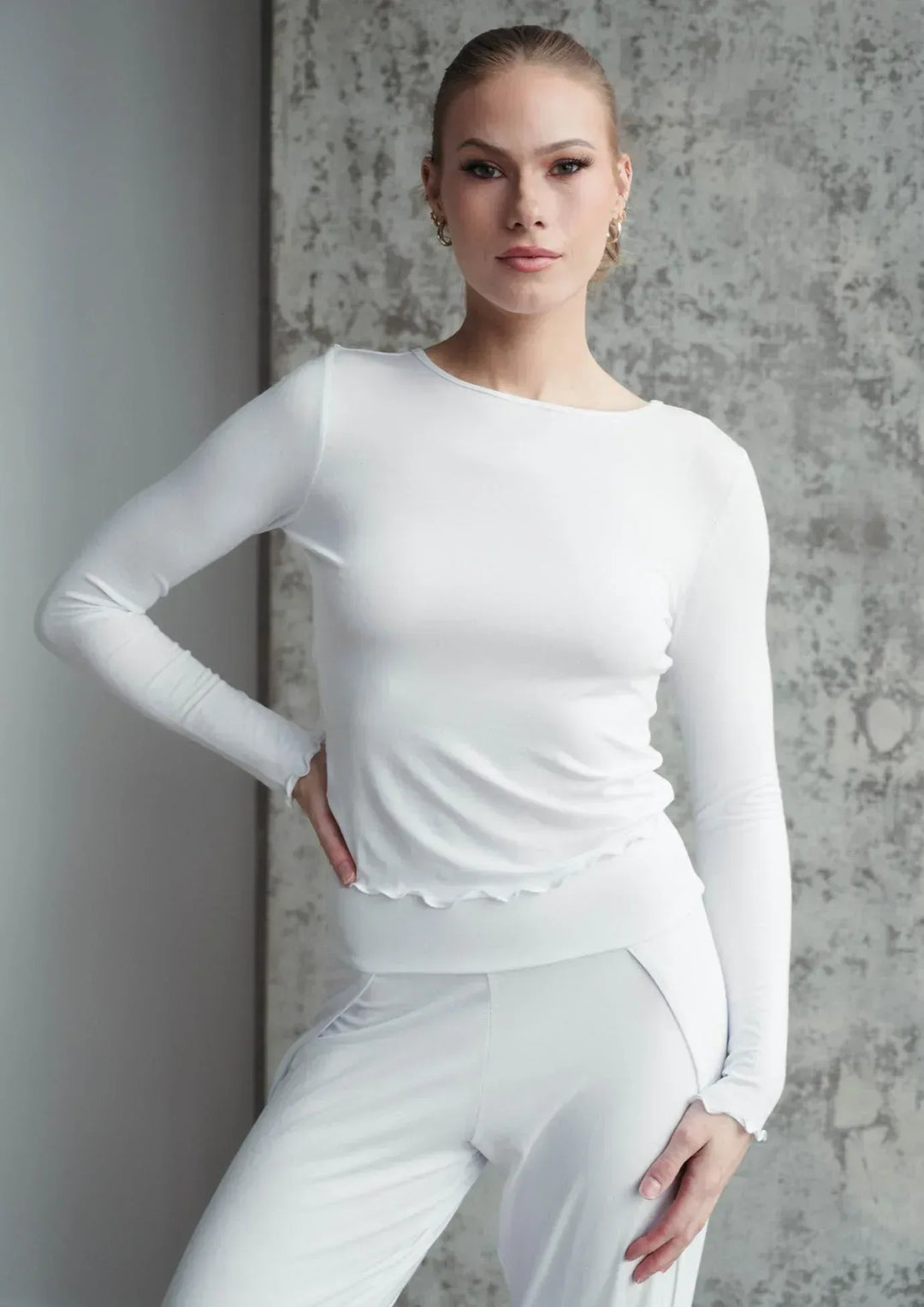 CH82WhiteFront1_e02289d5-9f1e-43b9-8f7a-1b2706d1fa60 - Evolve Fit Wear - CH82WhiteFront1_e02289d5-9f1e-43b9-8f7a-1b2706d1fa60