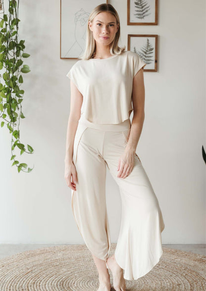 Easy Tee - Cream | Jala | Evolve Fit Wear