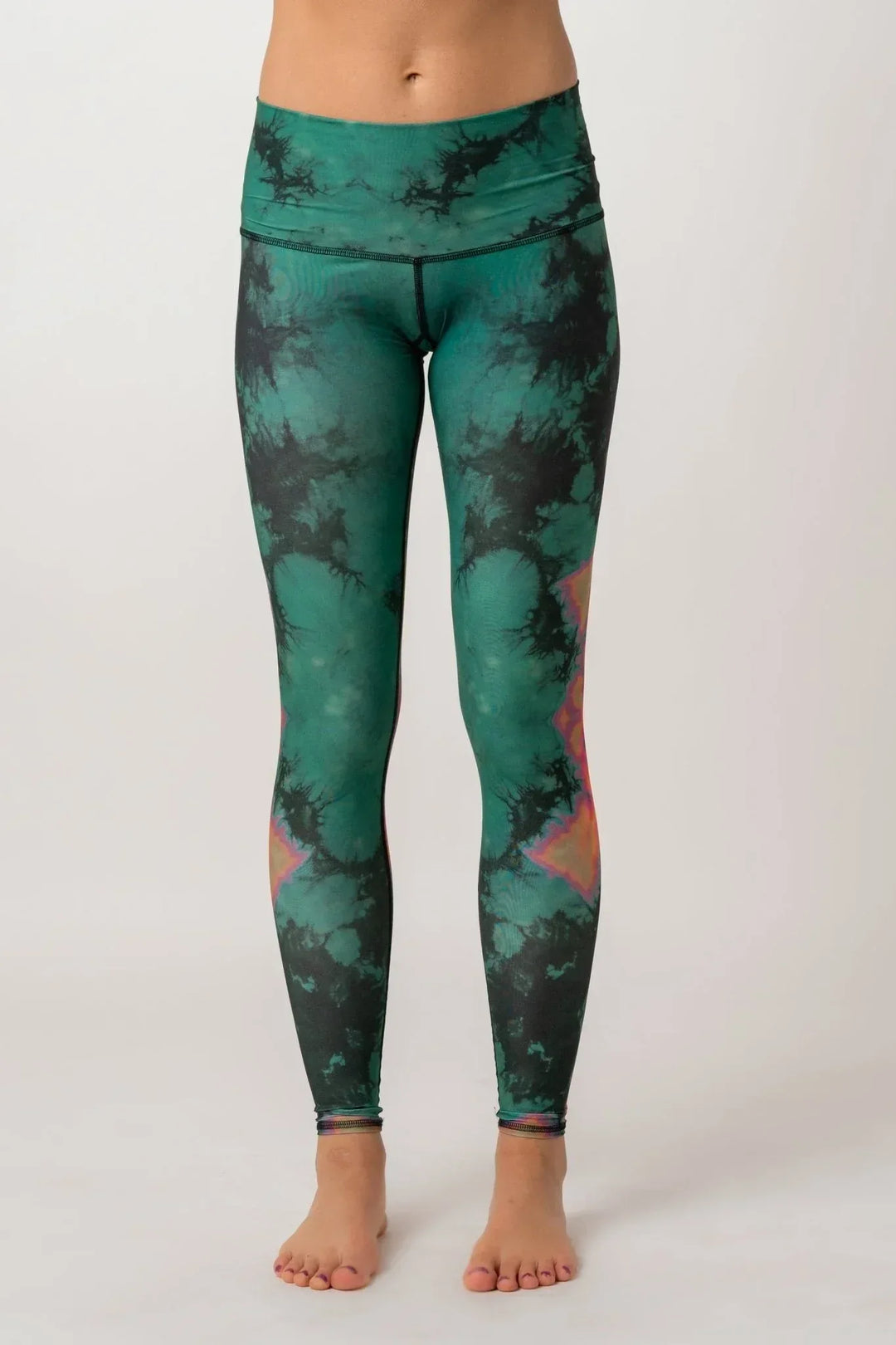 EagleFeatherGreenHotPantFRONTTeeki - Evolve Fit Wear - EagleFeatherGreenHotPantFRONTTeeki