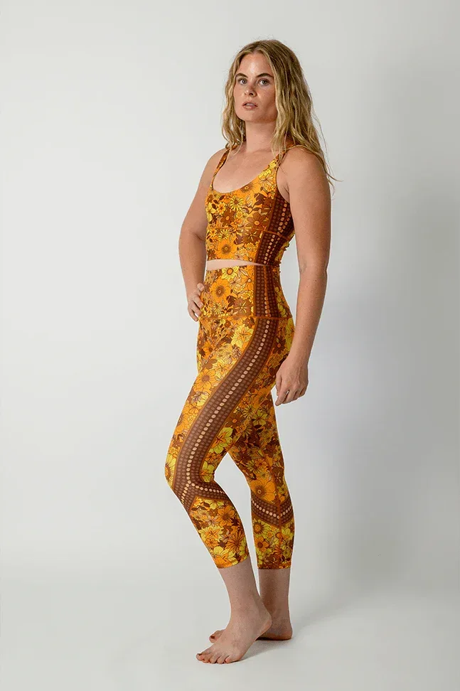 Flower_Power_Printed_Yoga_Crops - Evolve Fit Wear - Flower_Power_Printed_Yoga_Crops