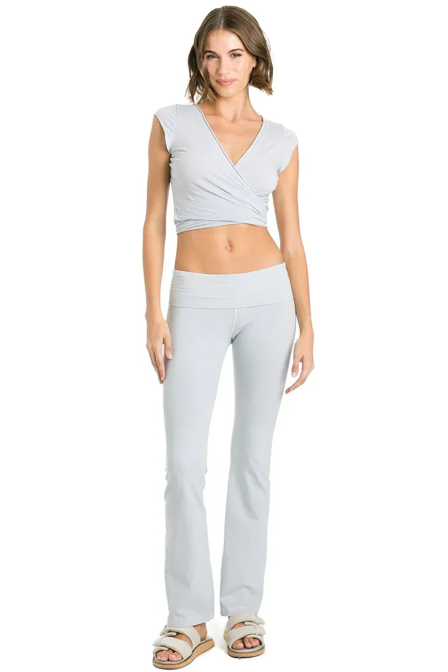 Hard-Tail-Crop-Short-Sleeve-Tie-Front-Dove-4 - Evolve Fit Wear - Hard-Tail-Crop-Short-Sleeve-Tie-Front-Dove-4