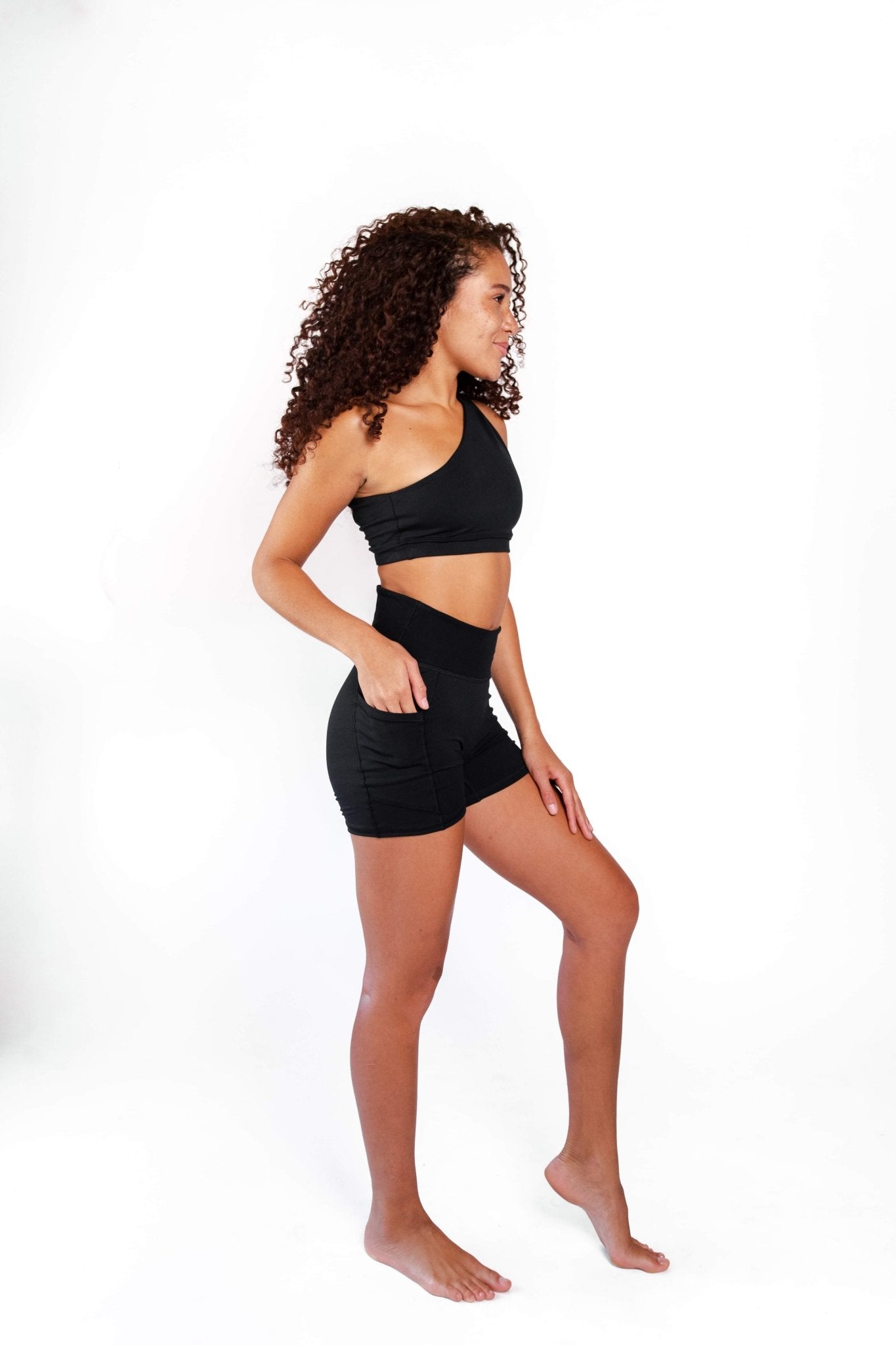The Maverick Bra in Jet Black | Yoga Democracy | Evolve Fit Wear