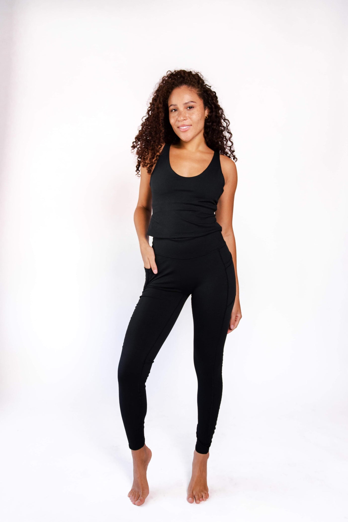 Non Stop Legging in Jet Black front