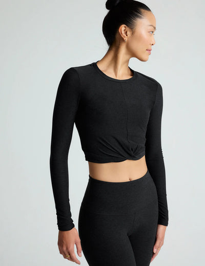 Beyond Yoga Featherweight Center Stage Cropped Pullover