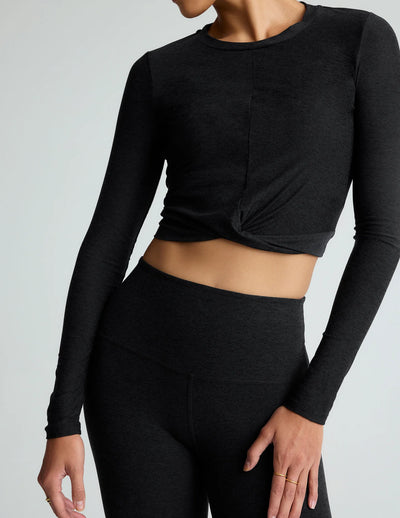 Beyond Yoga Featherweight Center Stage Cropped Pullover