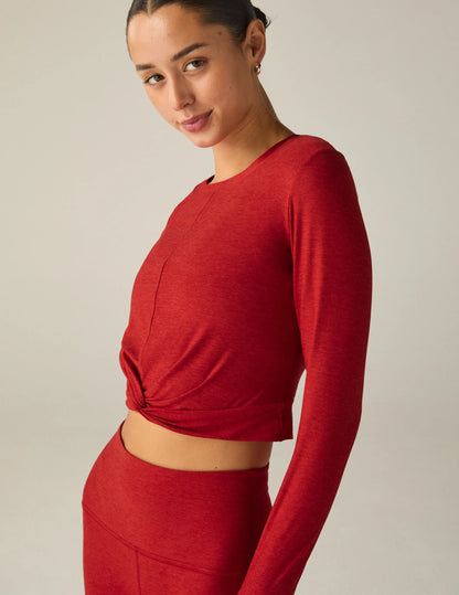 Beyond Yoga Featherweight Center Stage Cropped Pullover | Beyond Yoga | Evolve Fit Wear
