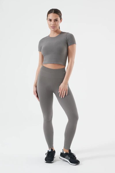 Our Favorite Crop - Ultra Soft Seamless Crop Top for Performance & Comfort