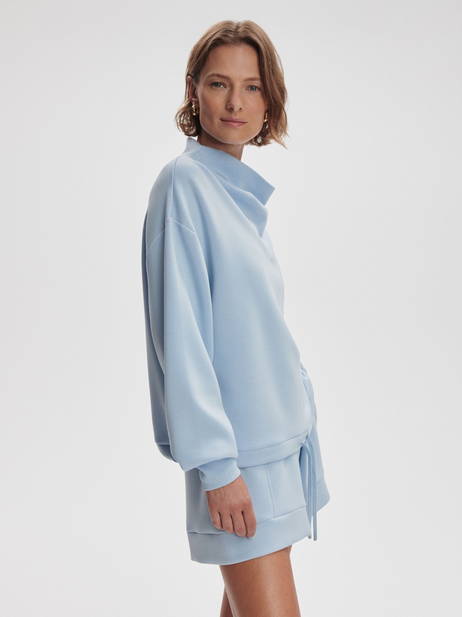 Varley Atrium High Rise Short 4.5 - Cashmere Blue | Varley | Evolve Fit Wear