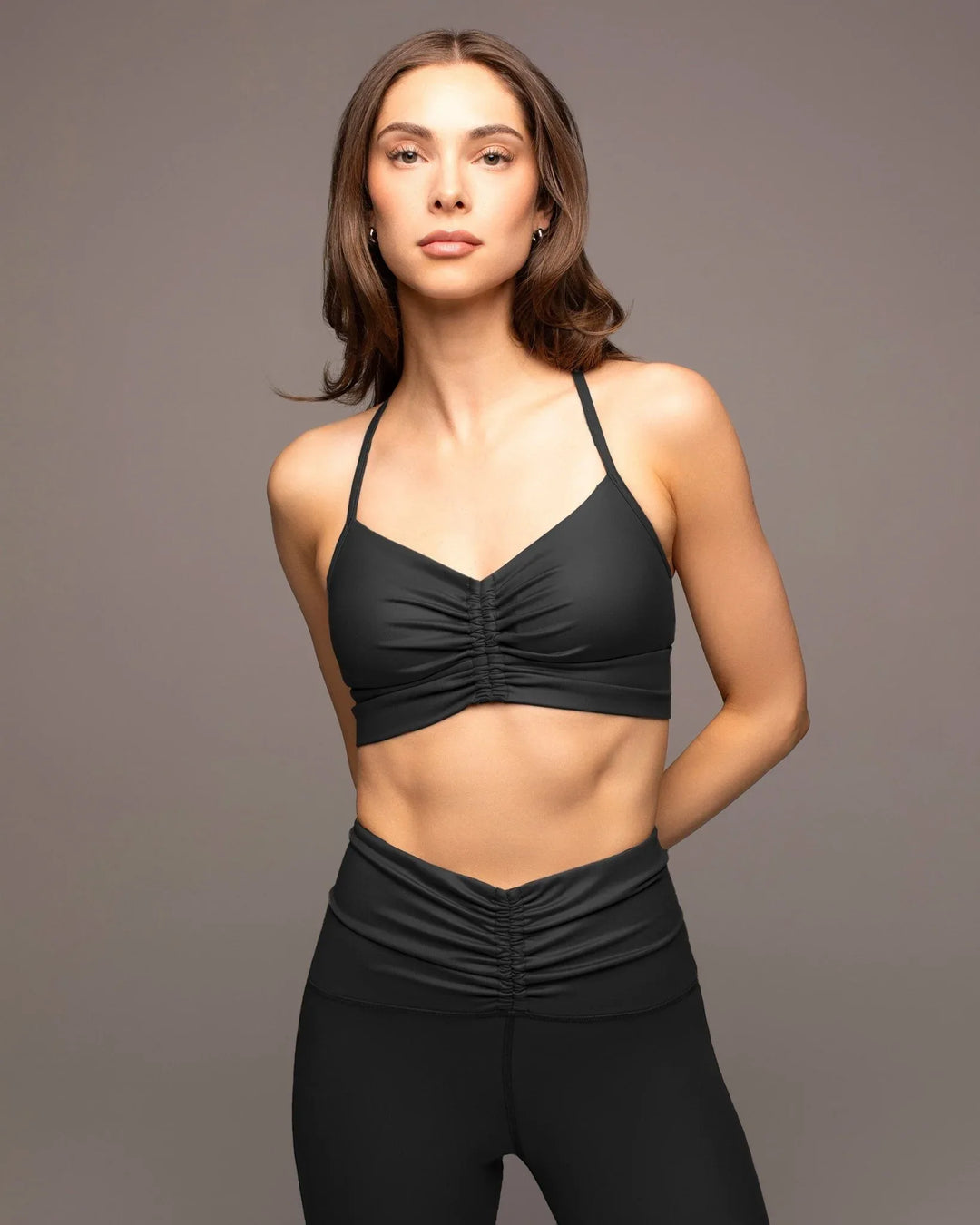 PALMA_GLOSS_LONGLINE_BRA_BLACK_1 - Evolve Fit Wear - PALMA_GLOSS_LONGLINE_BRA_BLACK_1