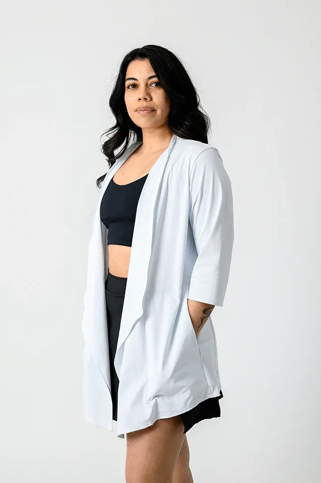 Roam_Free_Jacket_-_White_side - Evolve Fit Wear - Roam_Free_Jacket_-_White_side