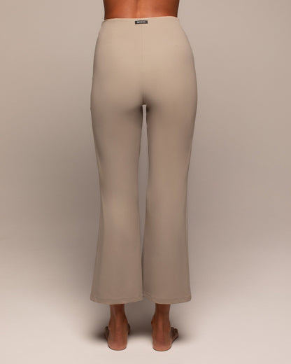 Shift Kick Flare Pant | MICHI | Evolve Fit Wear
