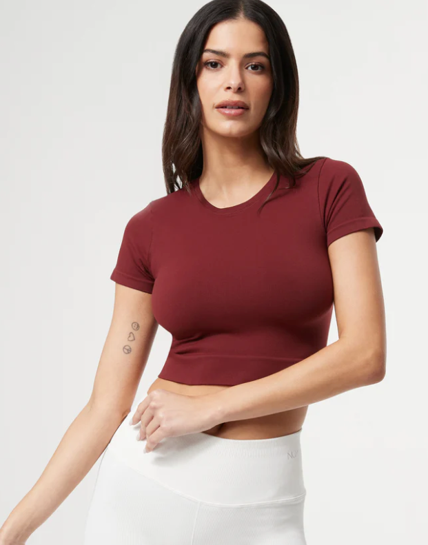 Our Favorite Crop - Ultra Soft Seamless Crop Top for Performance & Comfort