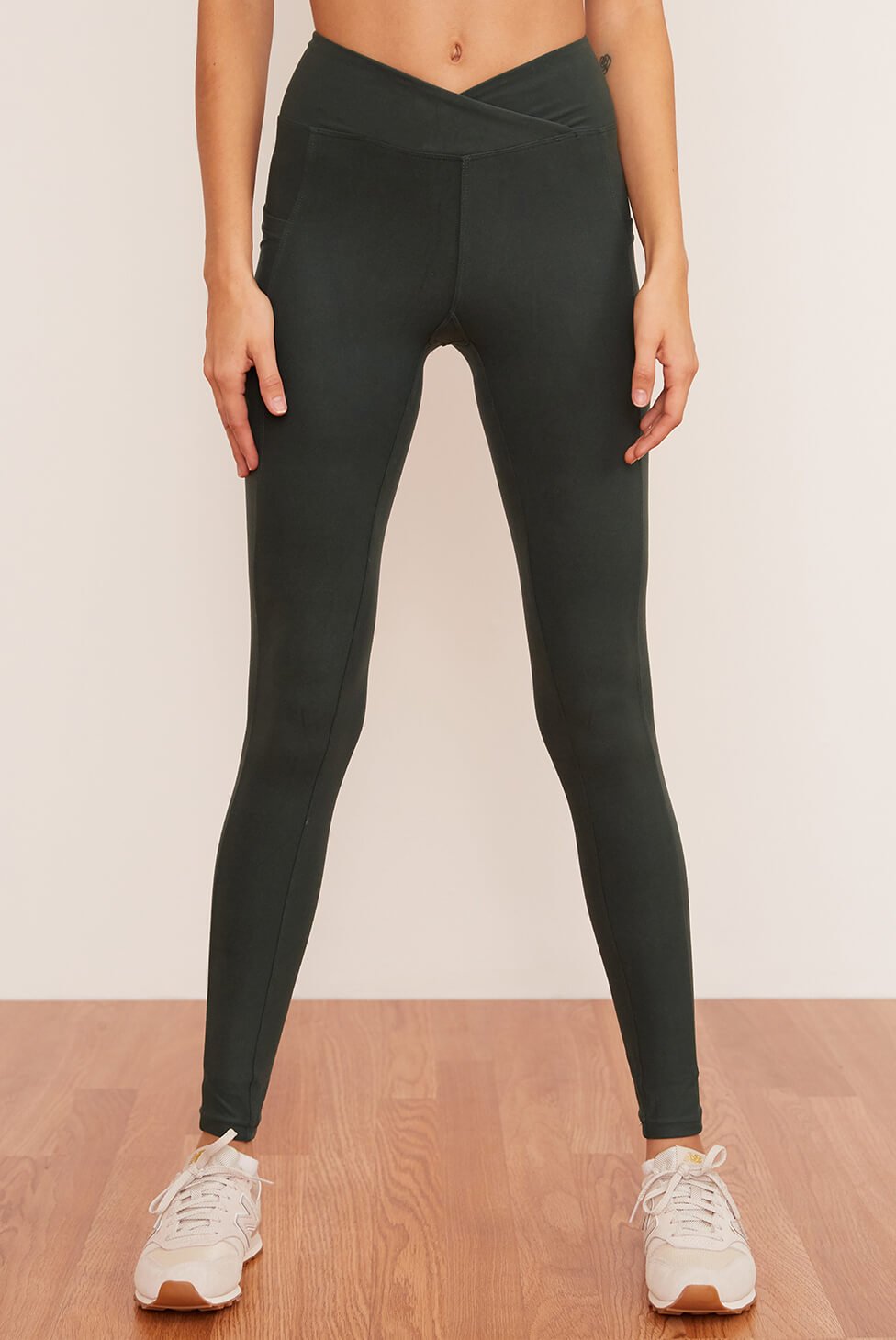 Thyme Crossover Pocket Legging | Wolven | Evolve Fit Wear