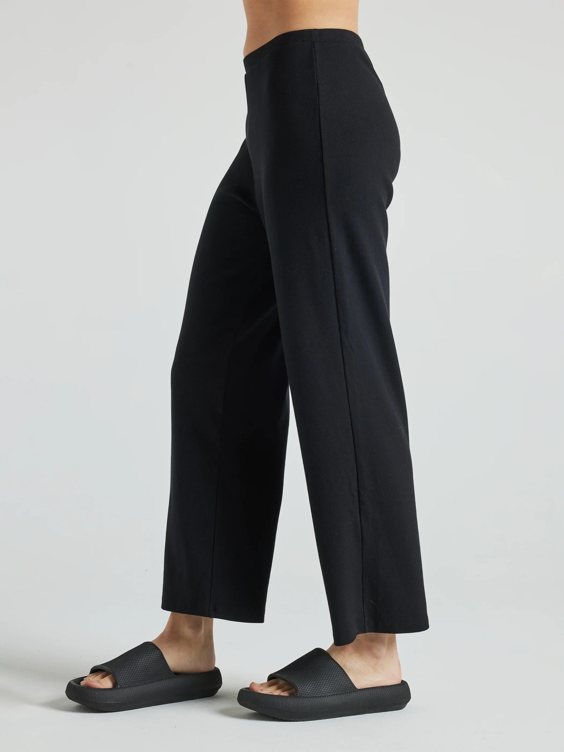 Serene Rib Relaxed Pant - Black | Losano | Evolve Fit Wear