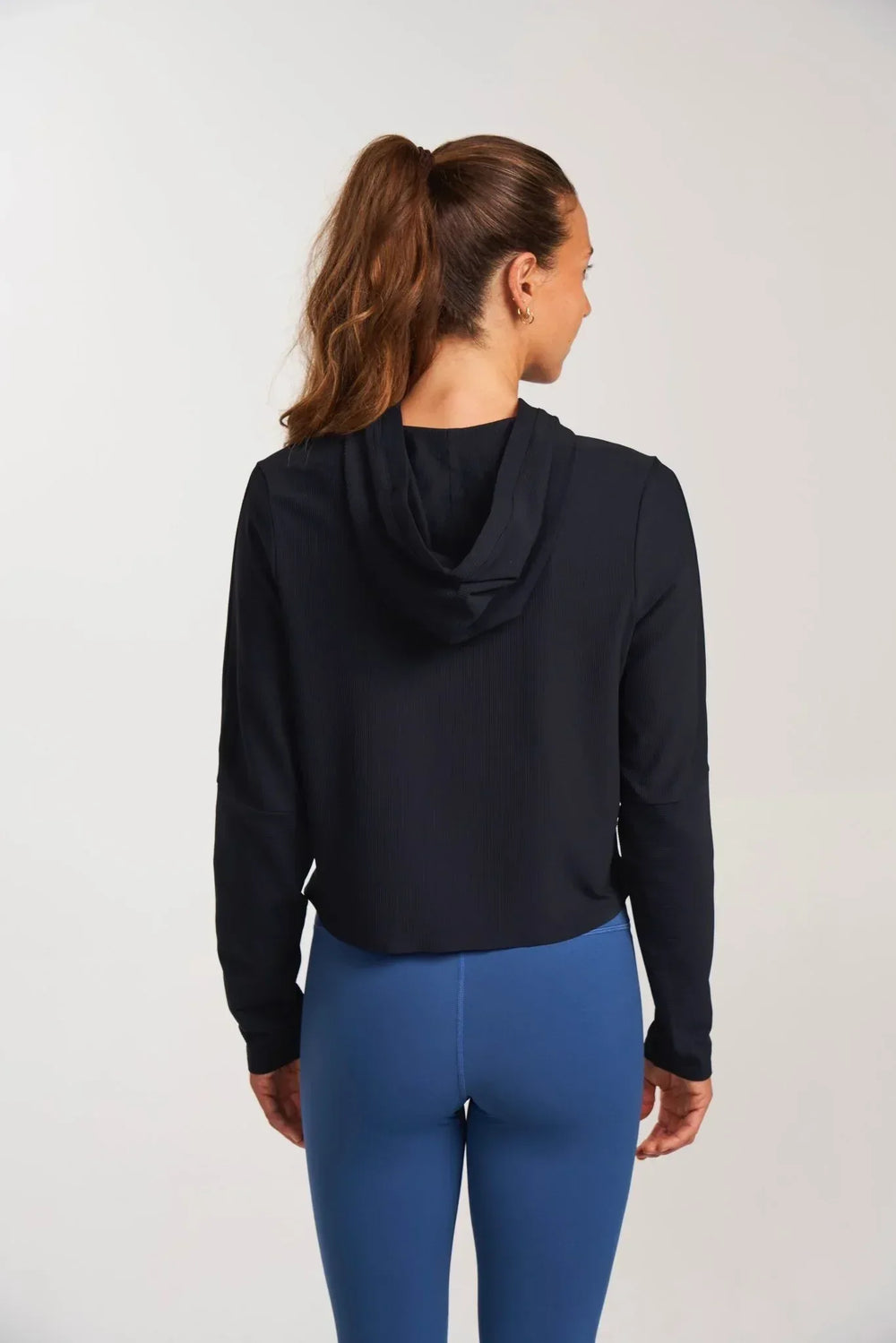 altrn-ribbed-textured-pullover-hoodie-with-zip-pockets-black-alwrld-evolve-fit-wear-2870572 - Evolve Fit Wear - altrn-ribbed-textured-pullover-hoodie-with-zip-pockets-black-alwrld-evolve-fit-wear-2870572