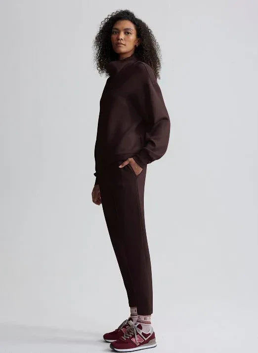 betsy-lightweight-oversized-sweatshirt-coffee-bean-varley-evolve-fit-wear-2213681 - Evolve Fit Wear - betsy-lightweight-oversized-sweatshirt-coffee-bean-varley-evolve-fit-wear-2213681
