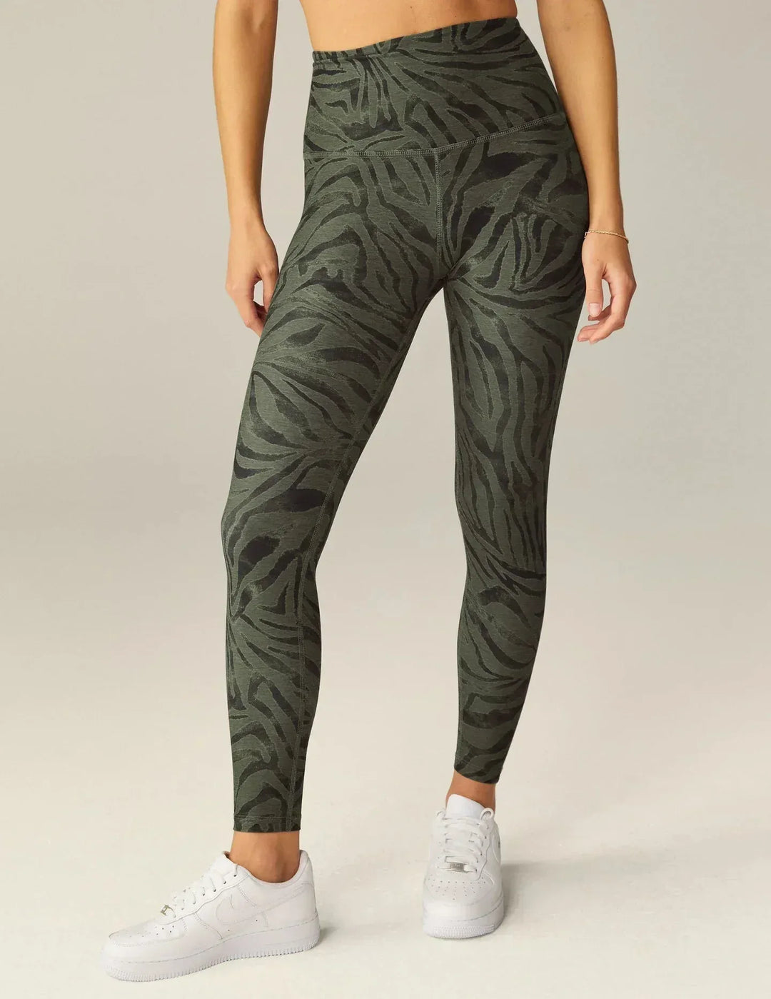 beyond-yoga-caught-in-the-midi-legging-wild-life-beyond-yoga-evolve-fit-wear-329885 - Evolve Fit Wear - beyond-yoga-caught-in-the-midi-legging-wild-life-beyond-yoga-evolve-fit-wear-329885