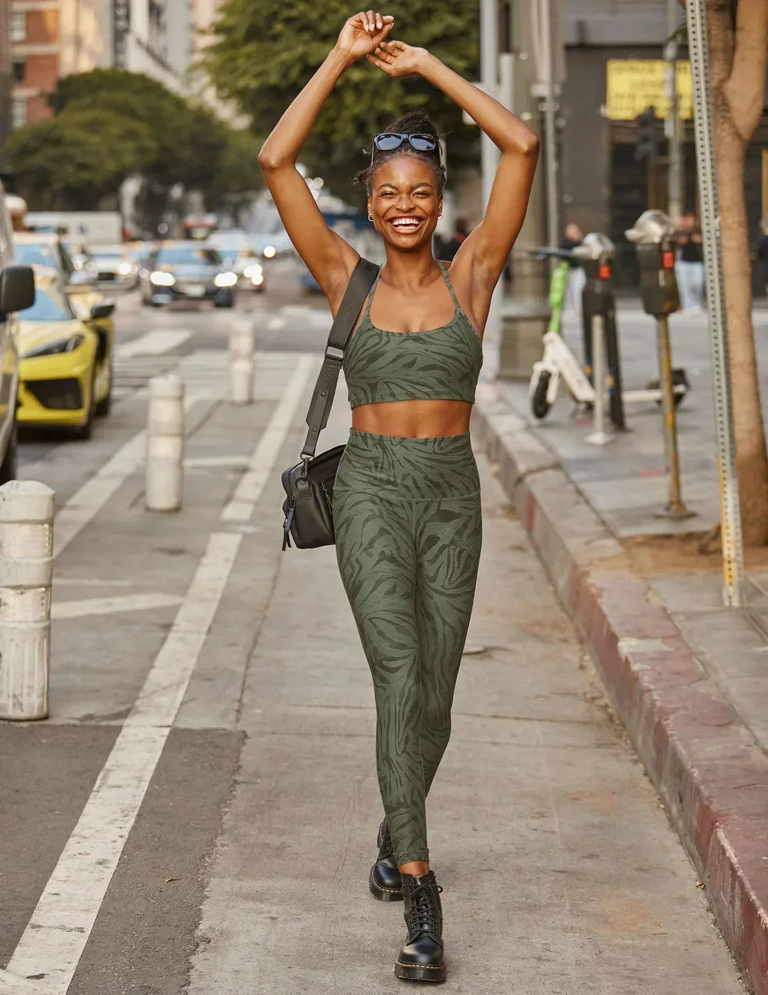 beyond-yoga-caught-in-the-midi-legging-wild-life-beyond-yoga-evolve-fit-wear-915644 - Evolve Fit Wear - beyond-yoga-caught-in-the-midi-legging-wild-life-beyond-yoga-evolve-fit-wear-915644