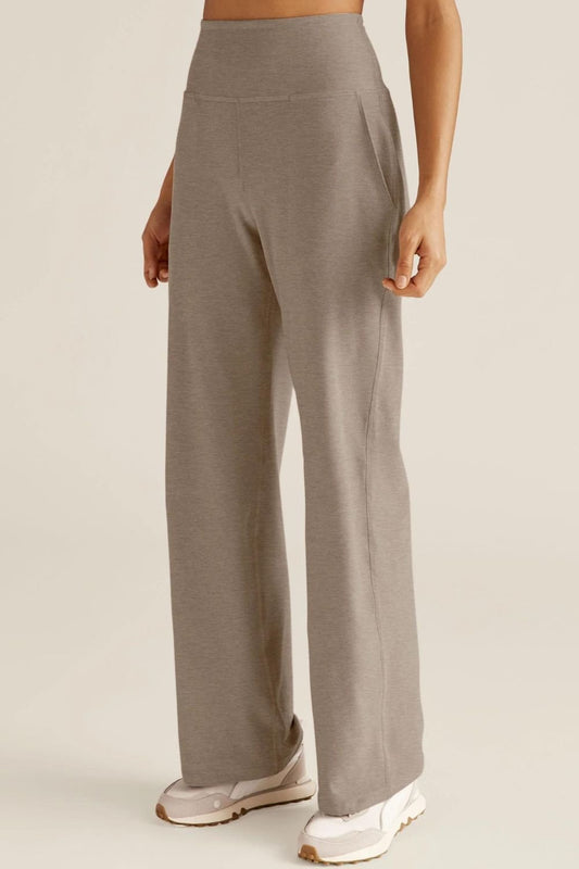 Beyond Yoga Laid Back Pant - Birch | Beyond Yoga | Evolve Fit Wear