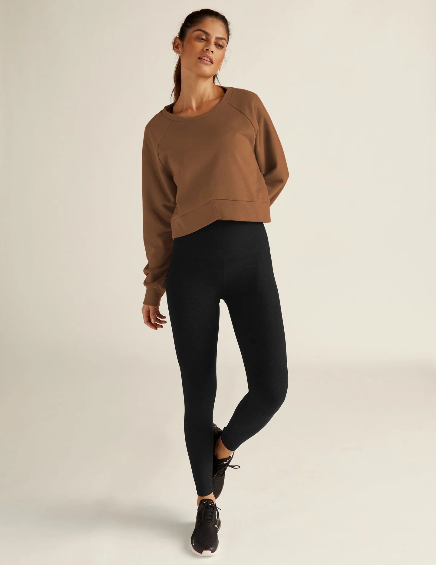 Beyond Yoga Uplift Cropped Pullover | Beyond Yoga | Evolve Fit Wear