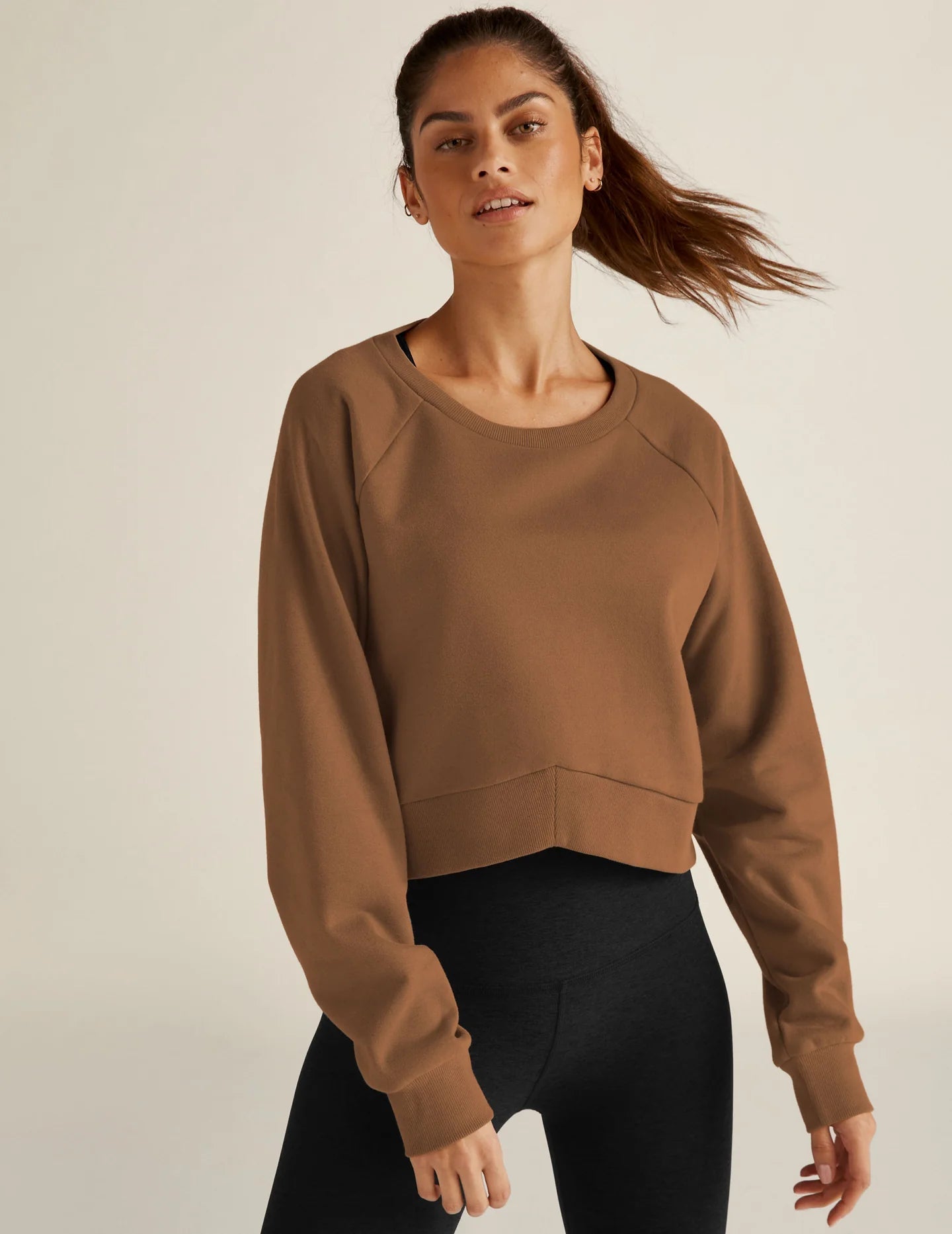 Beyond Yoga Uplift Cropped Pullover | Beyond Yoga | Evolve Fit Wear