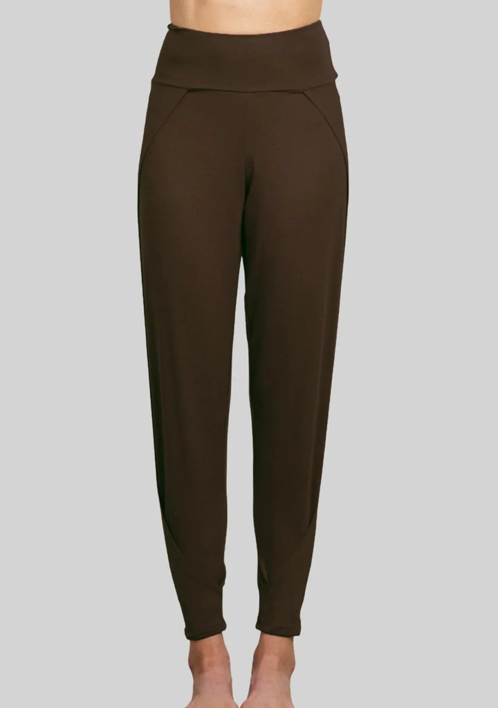 bhakti-jogger-jala-evolve-fit-wear-1358892 - Evolve Fit Wear - bhakti-jogger-jala-evolve-fit-wear-1358892