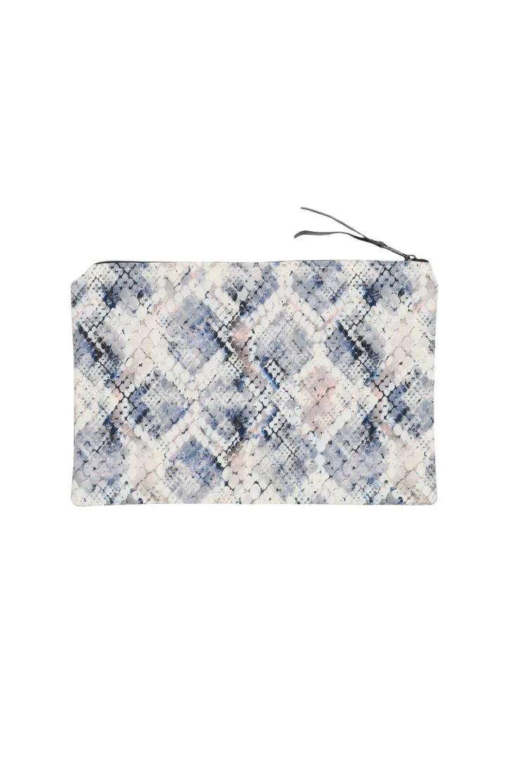 canvas-workout-pouch-python-print-vagabond-goods-evolve-fit-wear-476754 - Evolve Fit Wear - canvas-workout-pouch-python-print-vagabond-goods-evolve-fit-wear-476754