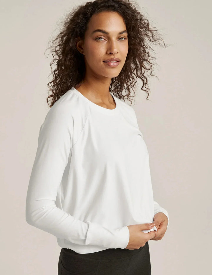 featherweight-daydreamer-pullover-cloud-white-beyond-yoga-evolve-fit-wear-6759610 - Evolve Fit Wear - featherweight-daydreamer-pullover-cloud-white-beyond-yoga-evolve-fit-wear-6759610