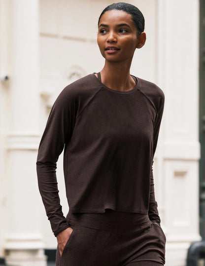 Featherweight Daydreamer Pullover - Dark Chocolate Heather | Beyond Yoga | Evolve Fit Wear