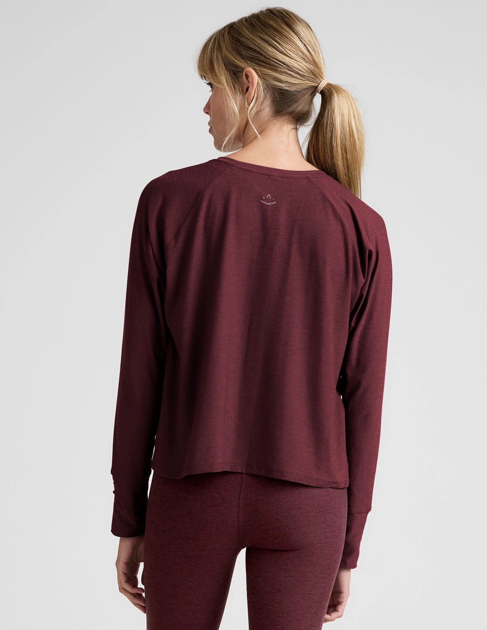 Featherweight Daydreamer Pullover - Midnight Burgundy Heather | Beyond Yoga | Evolve Fit Wear