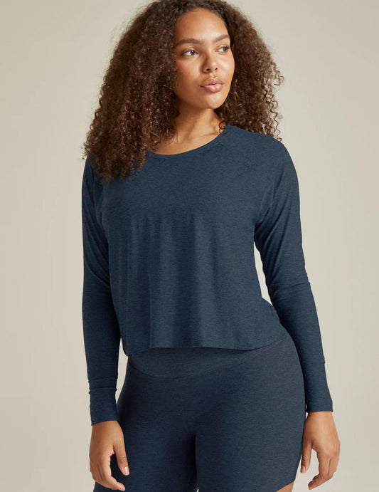 Featherweight Daydreamer Pullover - Nocturnal Navy | Beyond Yoga | Evolve Fit Wear