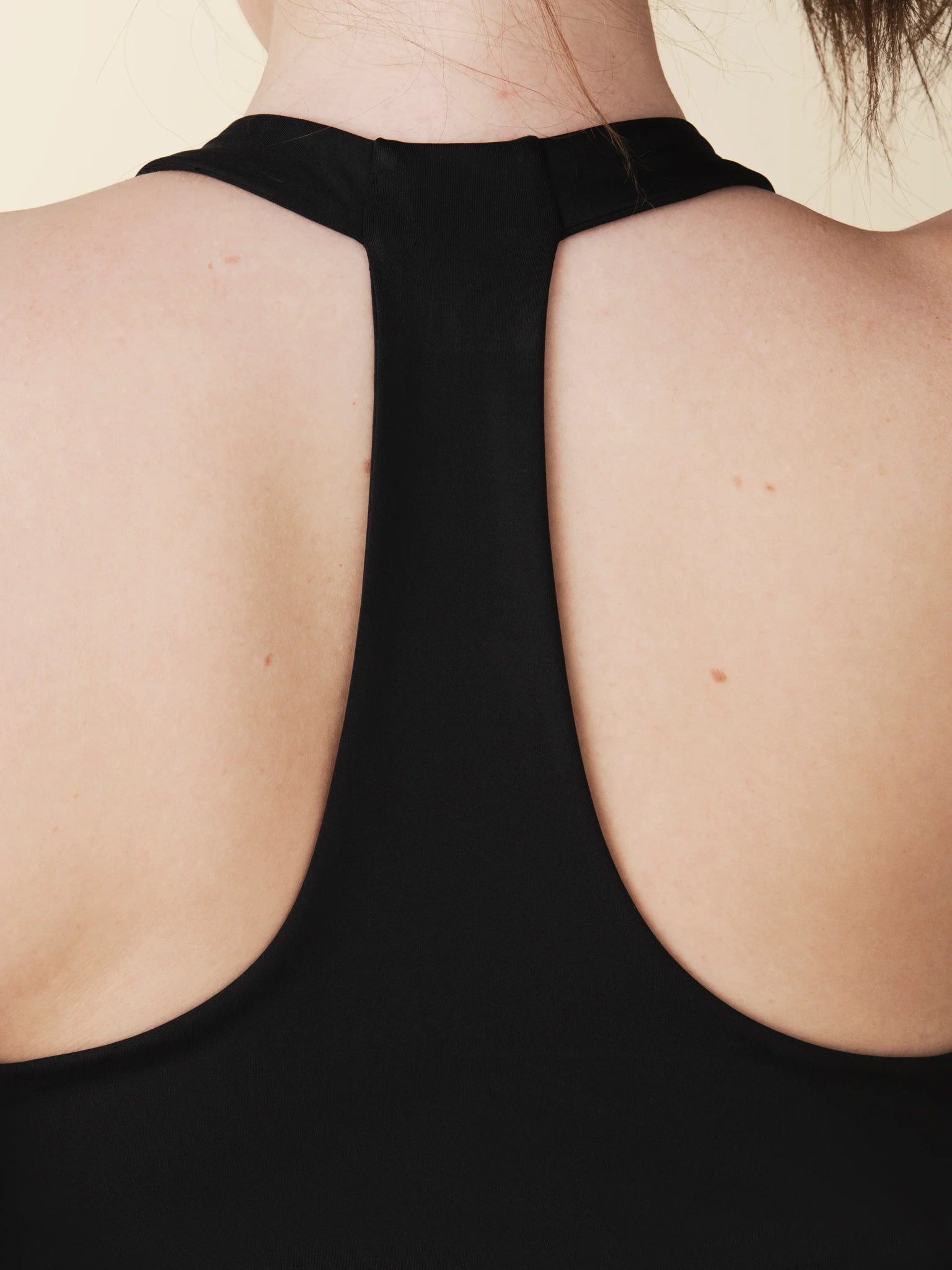 High Neck Tank - Black | Losano | Evolve Fit Wear