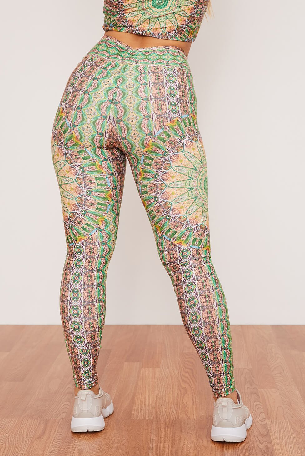 Fauna Ruched Crossover Legging | Wolven | Evolve Fit Wear