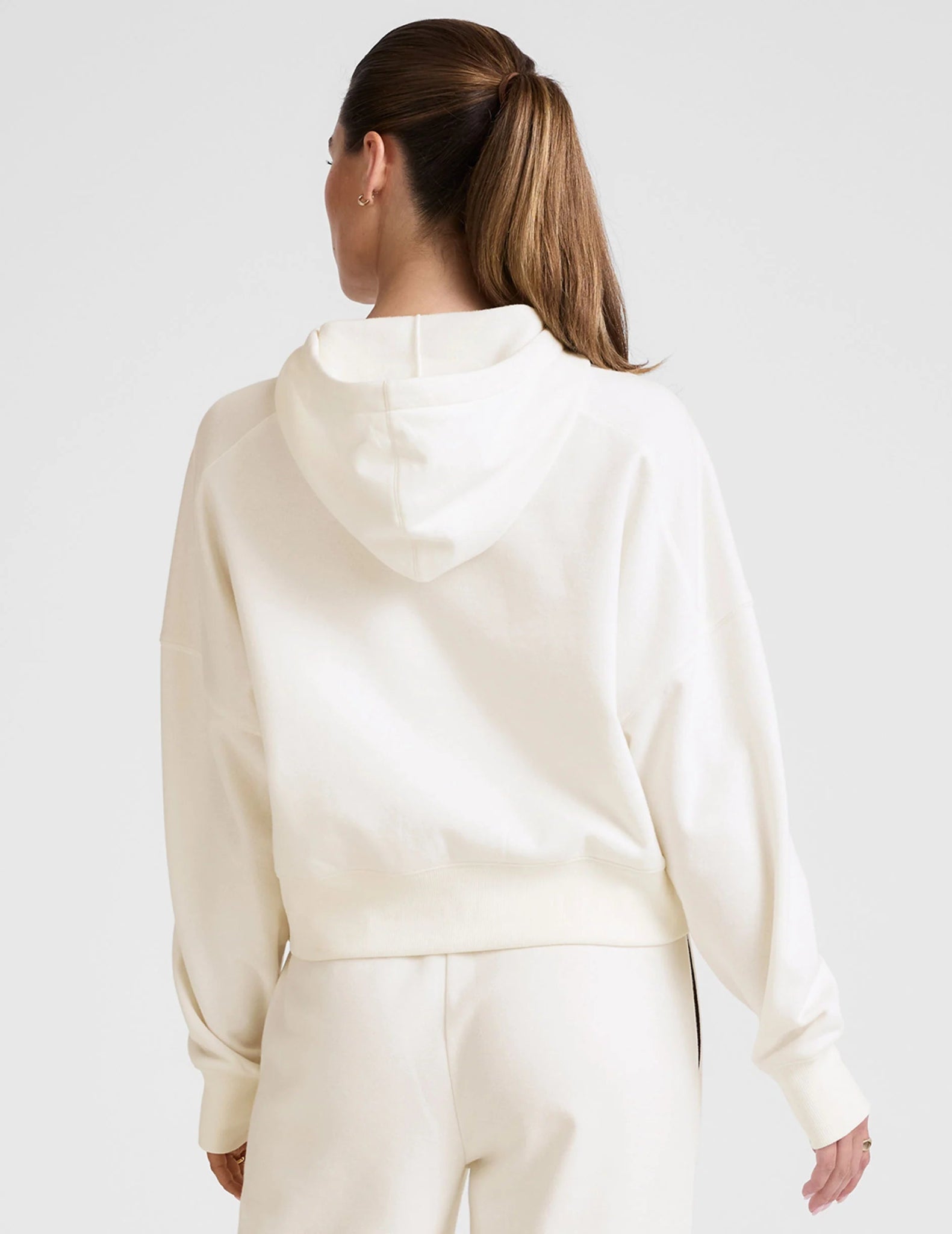 Luxefleece Cropped Hoodie - Fresh Snow | Relaxed Fit | Beyond Yoga | Evolve Fit Wear