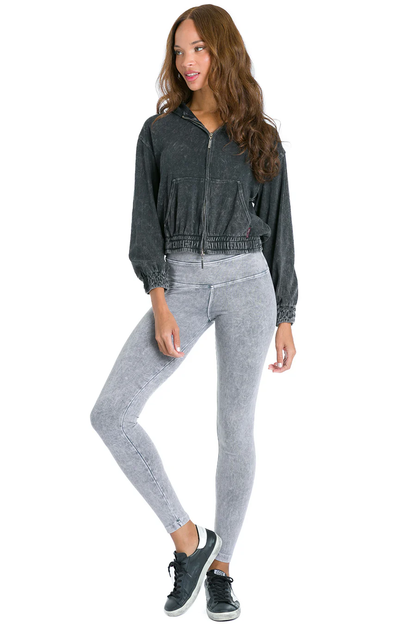 sporty cropped zip up hoodie - mineral black | evolve fit wear