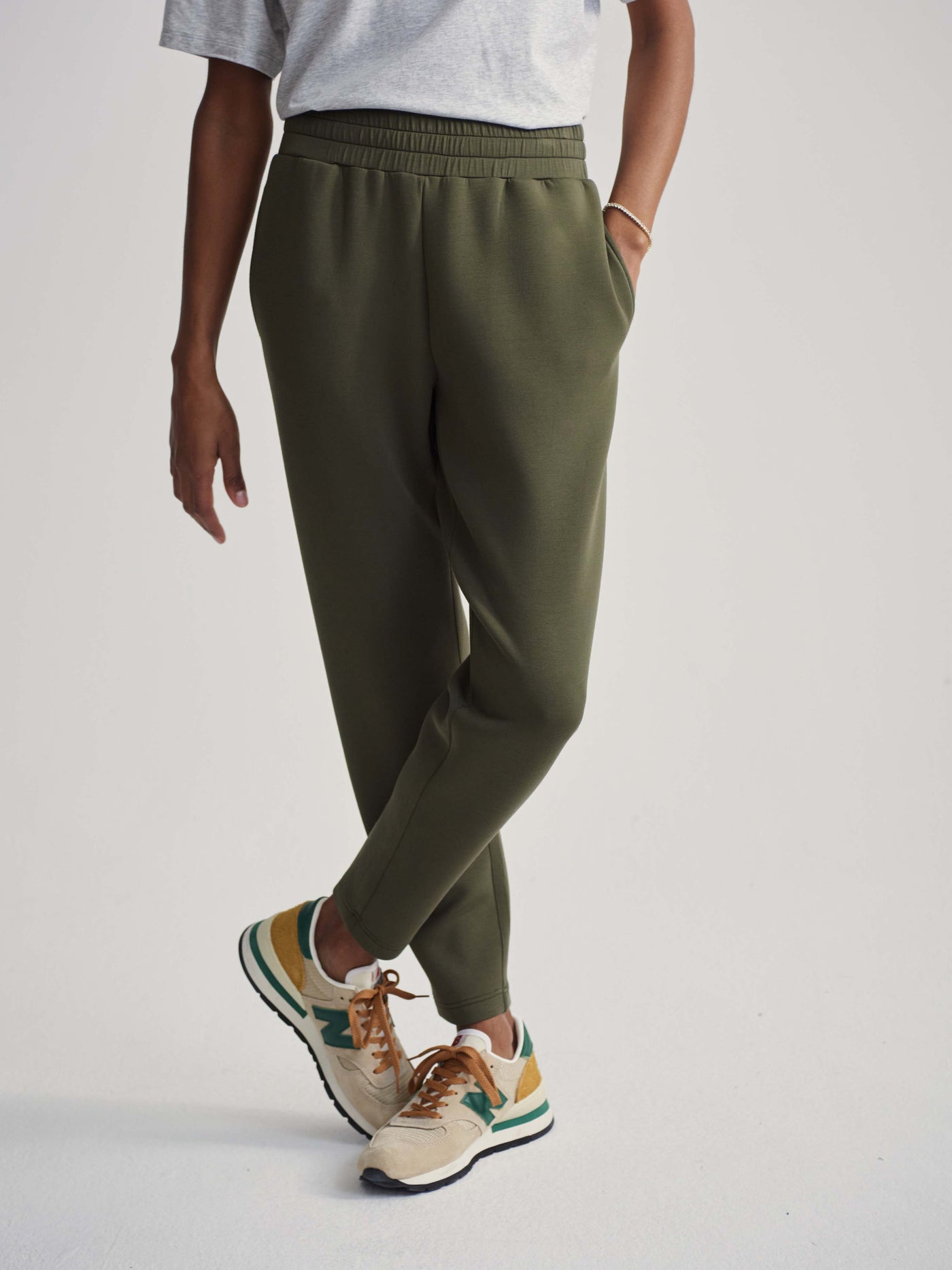 Varley Slim Cuff Pant 25 - Olive Night