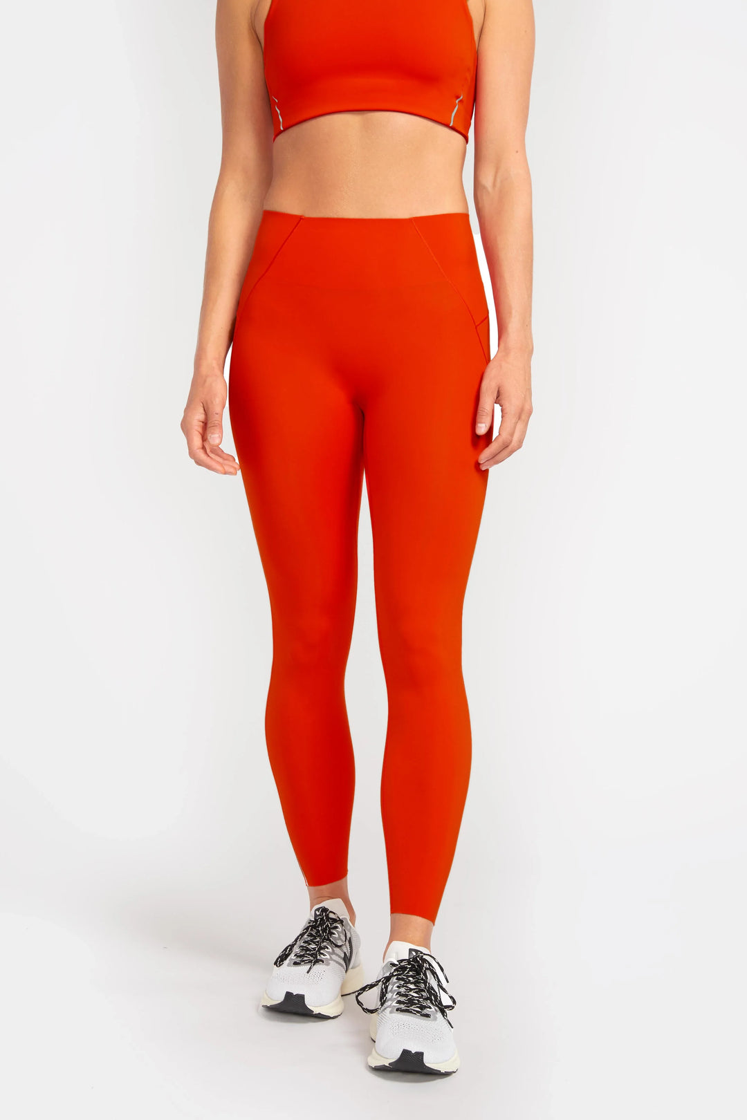CHILI_210930_ALWRLD_eComm_ALWW082102_CHILI_0445_f0dc706e-589b-4289-ad5b-09585e79d441 - Evolve Fit Wear - CHILI_210930_ALWRLD_eComm_ALWW082102_CHILI_0445_f0dc706e-589b-4289-ad5b-09585e79d441