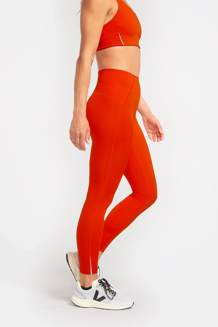 CHILI_210930_ALWRLD_eComm_ALWW082102_CHILI_0448_56dd5a3e-b9a9-4444-8797-7d6ce805f338 - Evolve Fit Wear - CHILI_210930_ALWRLD_eComm_ALWW082102_CHILI_0448_56dd5a3e-b9a9-4444-8797-7d6ce805f338