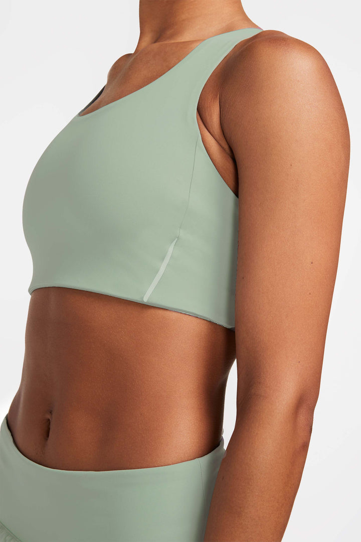 GLACIER_210821_ALWRLD_eComm_0534_ff002a83-f1c6-4239-8481-6d72de256c3b - Evolve Fit Wear - GLACIER_210821_ALWRLD_eComm_0534_ff002a83-f1c6-4239-8481-6d72de256c3b