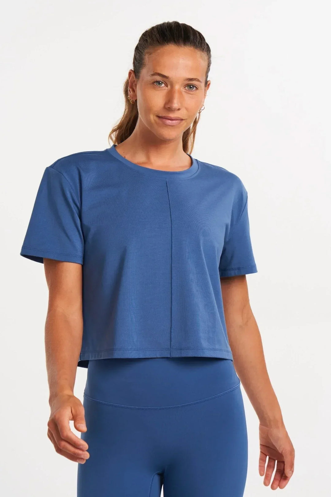 alsprt-pintuck-tee-alwrld-evolve-fit-wear-421360 - Evolve Fit Wear - alsprt-pintuck-tee-alwrld-evolve-fit-wear-421360