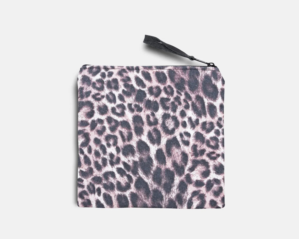 canvas-bikini-bag-leopard-print-vagabond-goods-evolve-fit-wear-935047 - Evolve Fit Wear - canvas-bikini-bag-leopard-print-vagabond-goods-evolve-fit-wear-935047