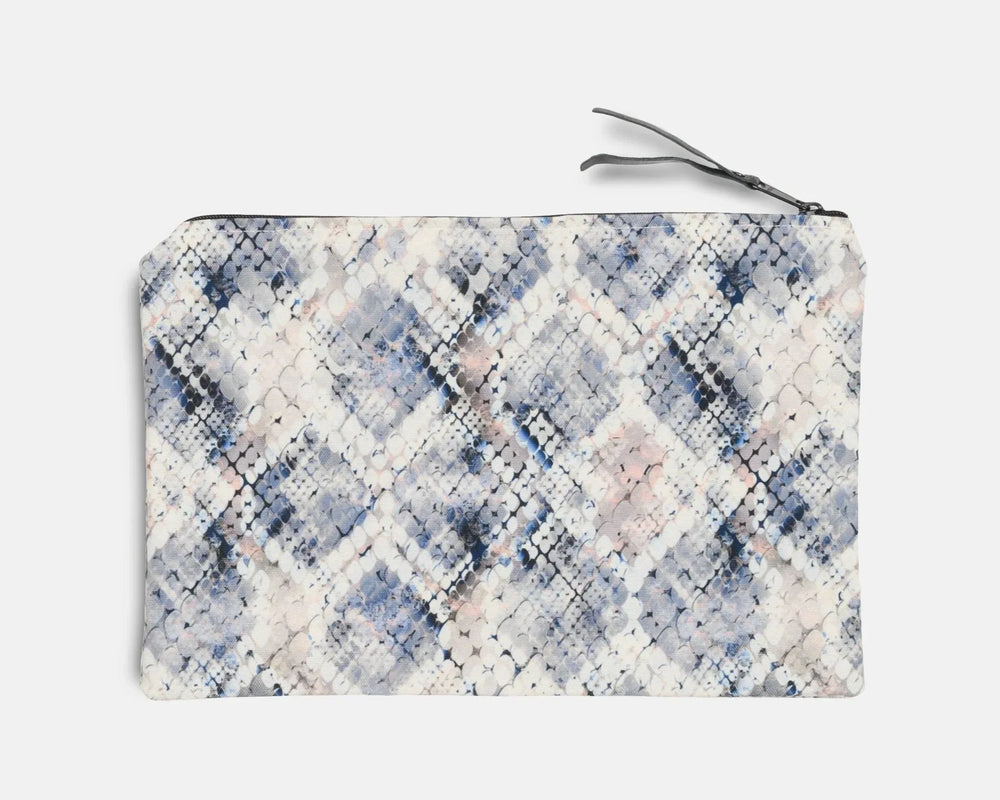 canvas-workout-pouch-python-print-vagabond-goods-evolve-fit-wear-445950 - Evolve Fit Wear - canvas-workout-pouch-python-print-vagabond-goods-evolve-fit-wear-445950