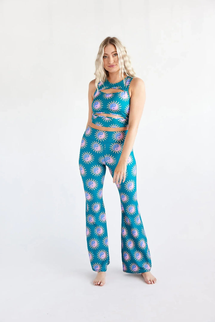 flare-pants-tropical-yin-yang-swaay-evolve-fit-wear-398102 - Evolve Fit Wear - flare-pants-tropical-yin-yang-swaay-evolve-fit-wear-398102