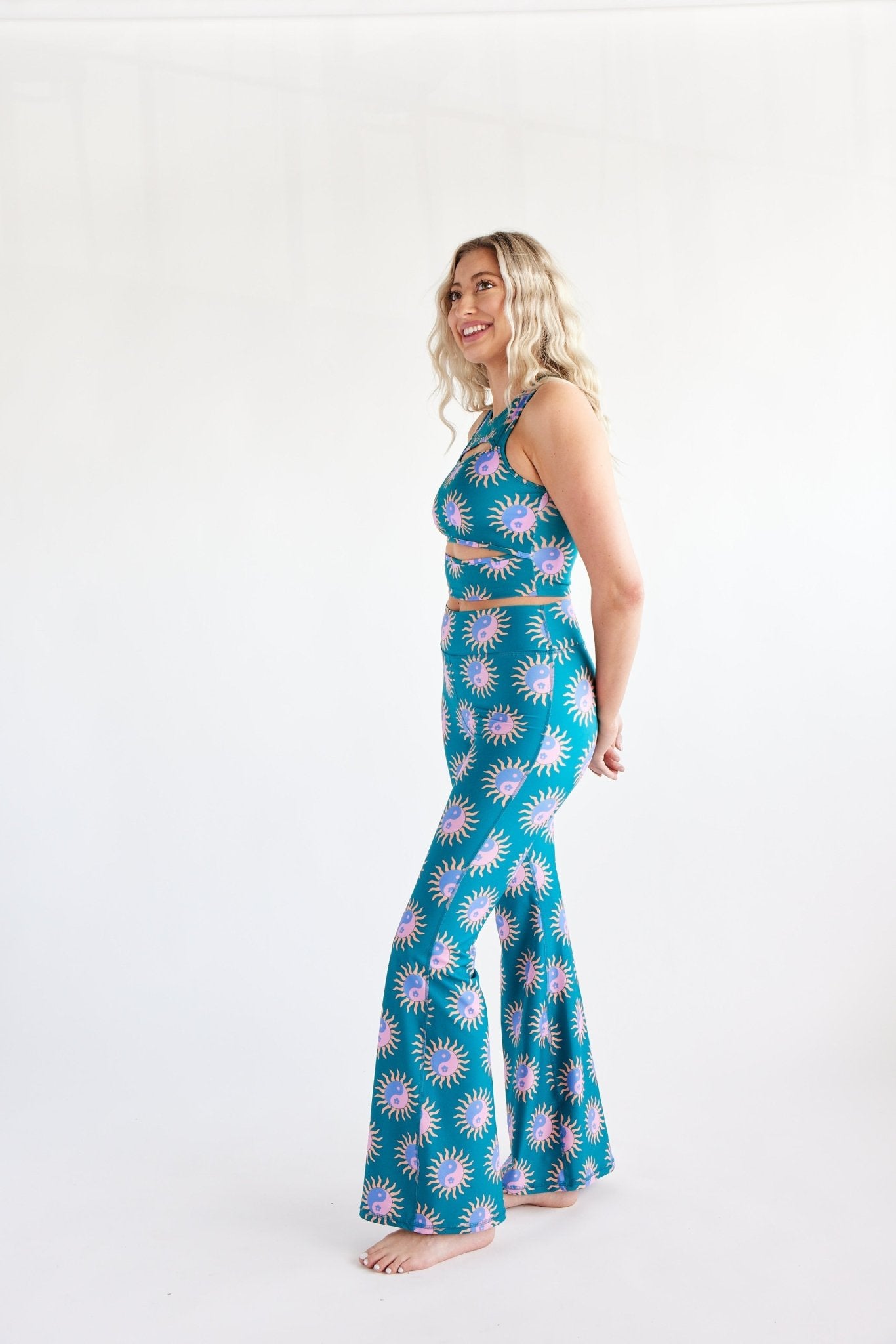 Flare Pants - Tropical Yin Yang | Swaay | Evolve Fit Wear